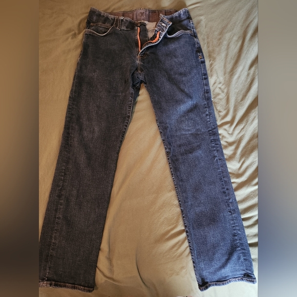 Levi's Extreme Motion Straight Tapered 33x32 - Picture 1 of 4